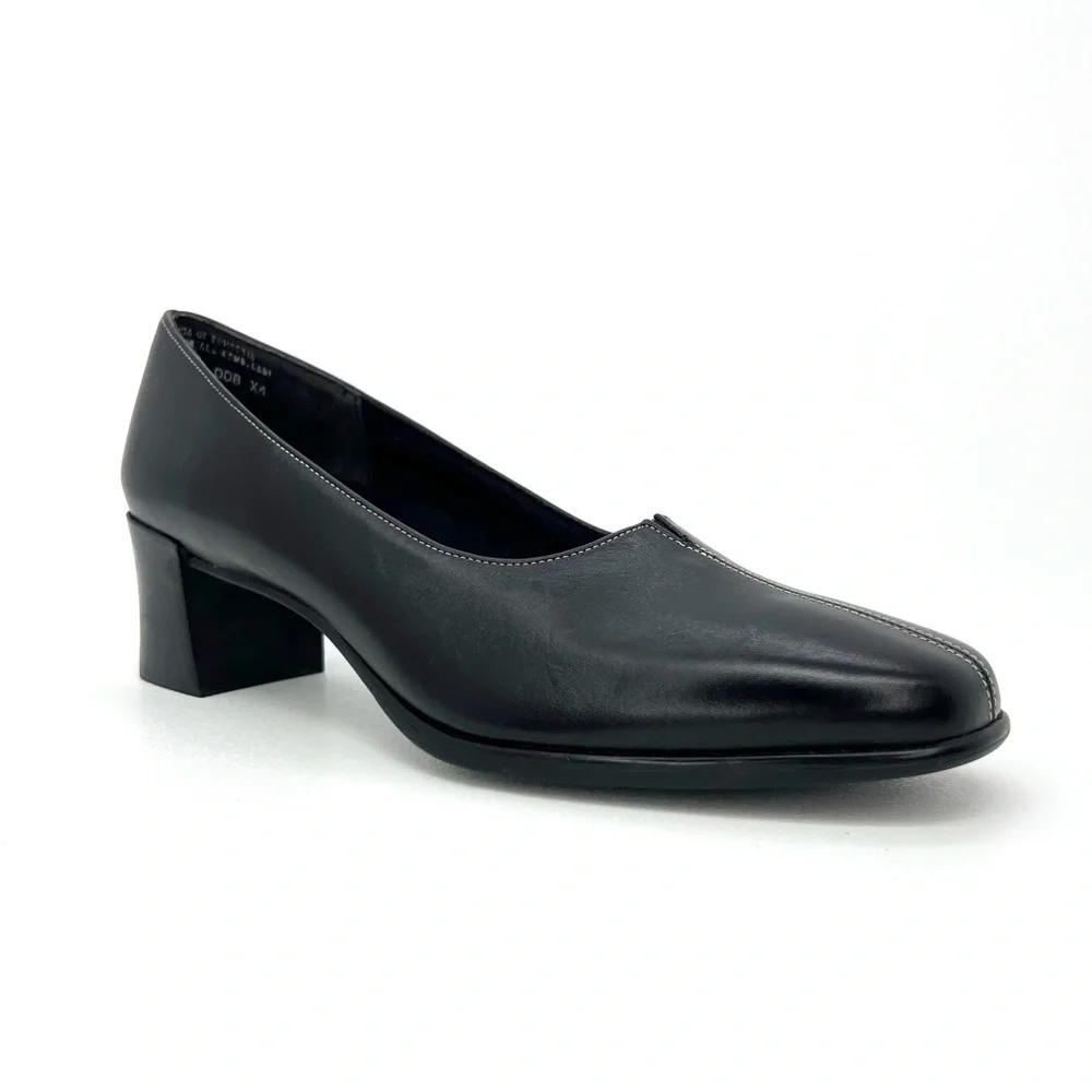 Munro American Black Leather Heels ** Size 7 Narrow *** Pumps New Shoes Comfort
